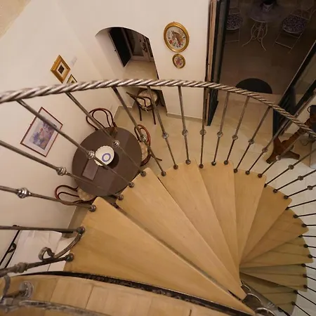 Ui Momm Matera