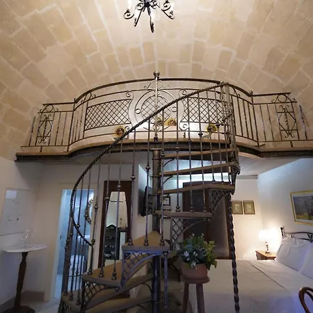 Ui Momm Matera